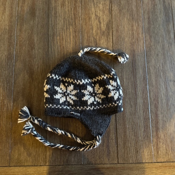 Kids winter snow hat - hand made in Nepal - Picture 2 of 5